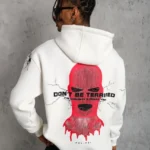 Erkek Oversize Üç İplik Kapüşonlu Sweatshirt – “Don’t Be Terrified” Ön, Sırt ve Kol Baskılı, Kanguru Cepli, Ribanalı Rahat Model